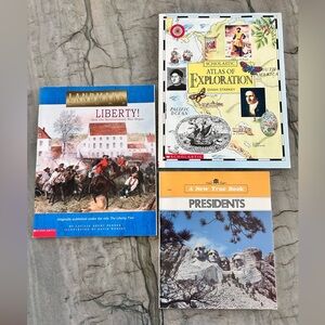 Book Set - Multicolor